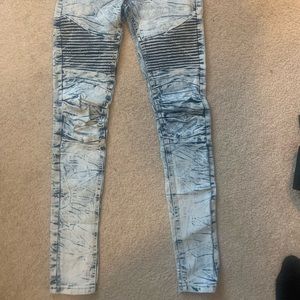 Skinny stretch zipper pocket jeans size 5